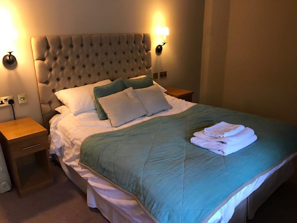 The Bulls Head 4* Glossop