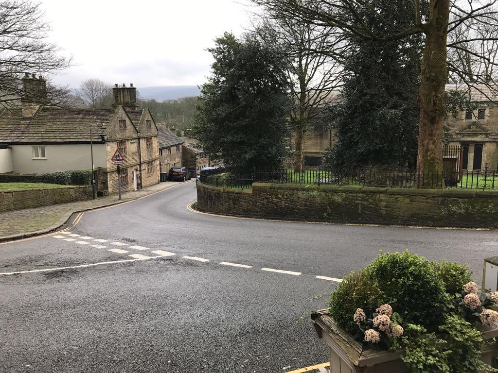 The Bulls Head 4* Glossop